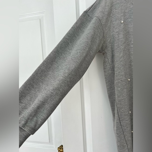 Gray casual dress with Pearls - Picture 3 of 6